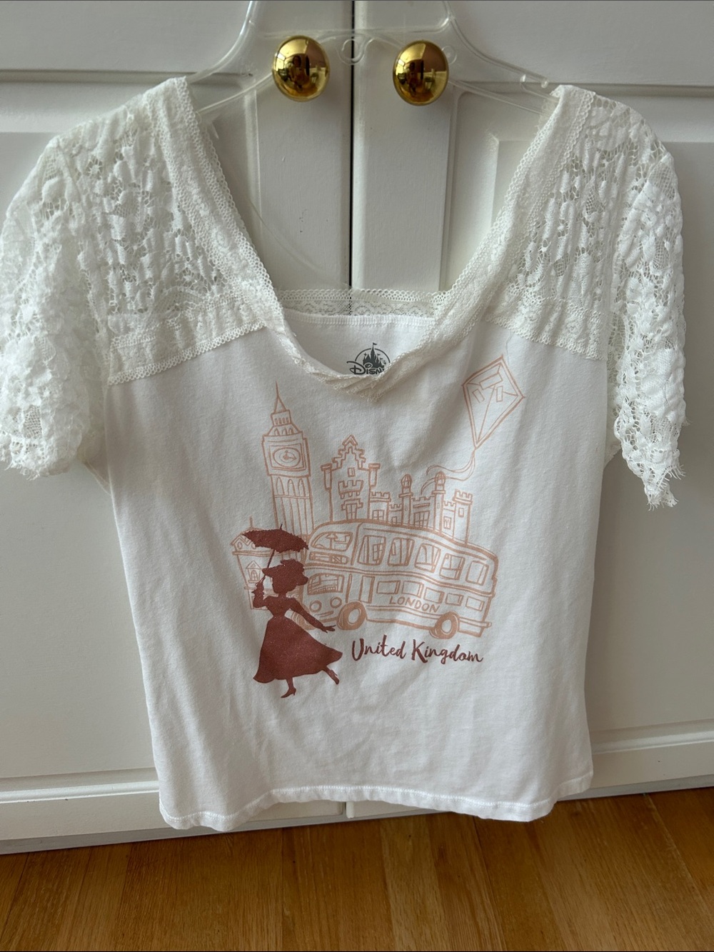 Disney White Tee with Dusty Rose London Graphic Size M